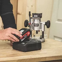 Trend T18S/CH6A 18V Li-Ion TXLi 6Ah Fast Charger -Power Tool Batteries Shop 936VV A3